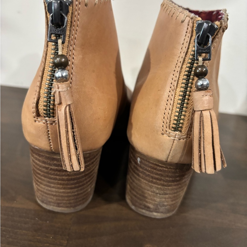 Toms Tan Ankle Booties with Zipper Tassel